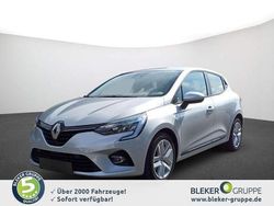 Silber Gebraucht 2022 Renault Clio V Business Limousine | 11.980 € (Superpreis)