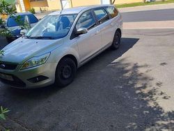 Silber Gebraucht 2008 Ford Focus Style Kombi | 1.350 € (Fairer Preis)