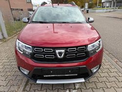 Rot Gebraucht 2020 Dacia Sandero Prestige Kleinwagen | 10.999 € (Fairer Preis)
