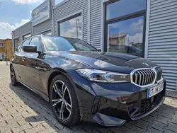 Saphirschwarz (metallic) Gebraucht 2023 BMW 320 M Sport Kombi | 43.900 € (Teuer)