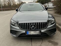 Grau Gebraucht 2019 Mercedes E400 Kombi | 28.900 € (Superpreis)