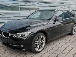 Saphirschwarz metalliclack Gebraucht 2017 BMW 320 Sport Line Kombi | 11.999 € (Guter Preis)