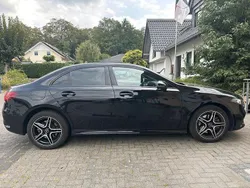 Schwarz Gebraucht 2022 Mercedes A250 Edition Limousine | 28.300 € (Fairer Preis)