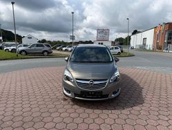 Braun Gebraucht 2016 Opel Meriva Innovation Van / Kleinbus | 8.490 € (Fairer Preis)