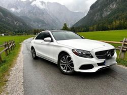 Weiß Gebraucht 2015 Mercedes C300 Limousine | 16.999 € (Etwas zu teuer)