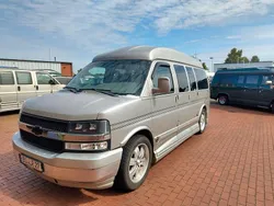 Grau Gebraucht 2005 Chevrolet Express Van / Kleinbus | 21.500 €