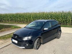 Schwarz Gebraucht 2011 VW Polo Cross Kleinwagen | 5.400 € (Fairer Preis)