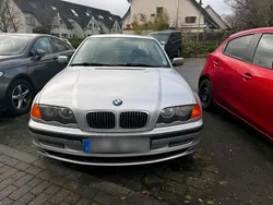 Silber Gebraucht 1998 BMW 320 Limousine | 5.900 € (Fairer Preis)