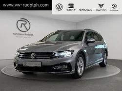 Pyritsilber metallic (metallic) Gebraucht 2019 VW Passat R-line Kombi | 21.249 € (Guter Preis)