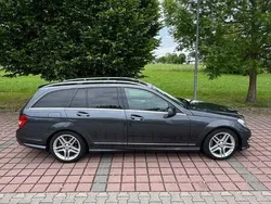 Grau Gebraucht 2013 Mercedes C200 Avantgarde Kombi | 14.400 € (Etwas zu teuer)