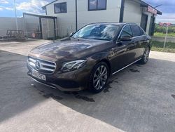 Braun Gebraucht 2018 Mercedes E200 Avantgarde Limousine | 22.500 € (Guter Preis)