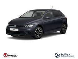 Grau Gebraucht 2022 VW Polo Kleinwagen | 15.270 € (Guter Preis)