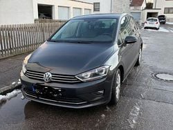 Grau Gebraucht 2016 VW Golf Sportsvan Van / Kleinbus | 13.100 € (Fairer Preis)