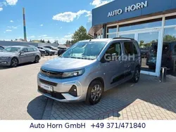 Lack grau artense/typ aussenve Gebraucht 2024 Opel Combo Life Van / Kleinbus | 30.940 € (Teuer)