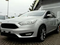 Silber Gebraucht 2015 Ford Focus Business Edition Kombi | 7.990 € (Fairer Preis)