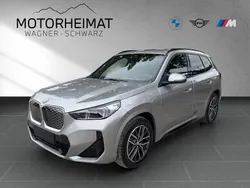Spacesilber metallic Neu 2025 BMW iX1 Performance SUV | 47.475 € (Fairer Preis)