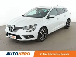Weiß Gebraucht 2020 Renault Mégane IV Bose Edition Limousine | 16.910 € (Fairer Preis)