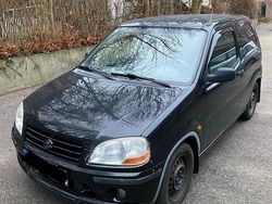 Schwarz Gebraucht 2002 Suzuki Ignis Kleinwagen | 700 € (Etwas zu teuer)