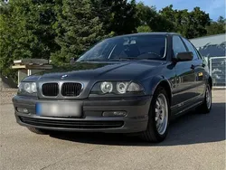 Grau Gebraucht 1999 BMW 316 Limousine | 1.300 €