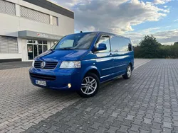Blau Gebraucht 2009 VW T5 Van | 14.500 € (Teuer)
