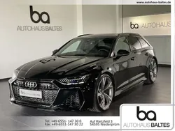 Mythosschwarz (metallic) Gebraucht 2024 Audi RS6 Sport Kombi | 116.850 € (Guter Preis)
