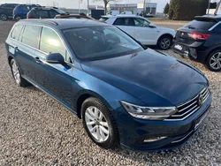 Blau Gebraucht 2023 VW Passat Business Kombi | 22.450 € (Fairer Preis)