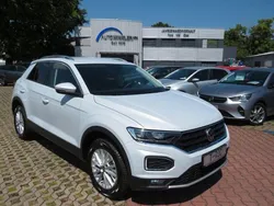 Weiß Gebraucht 2024 VW T-Roc Life SUV | 26.990 € (Superpreis)