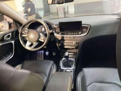 Gold Gebraucht 2019 Kia XCeed SUV | 17.000 € (Guter Preis)