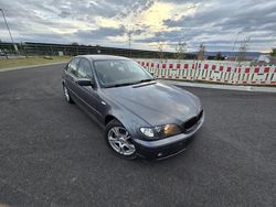 Grau Gebraucht 2002 BMW 318 Sport Line Limousine | 1.800 € (Guter Preis)