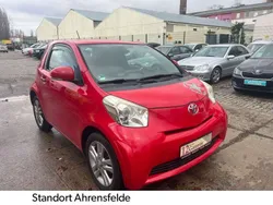 Rot Gebraucht 2012 Toyota iQ Basis Kleinwagen | 6.990 € (Fairer Preis)