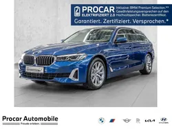 Blau Gebraucht 2021 BMW 530e iPerformance Kombi | 34.995 € (Fairer Preis)
