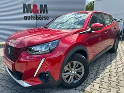 Rot Gebraucht 2021 Peugeot e-2008 Active SUV | 17.900 € (Guter Preis)