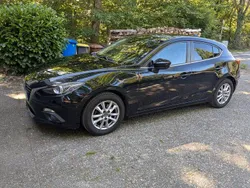 Schwarz Gebraucht 2014 Mazda 3 Center-Line Limousine | 8.490 € (Guter Preis)