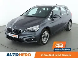 Grau Gebraucht 2017 BMW 218 Active Tourer Luxury Line Van / Kleinbus | 15.540 € (Fairer Preis)