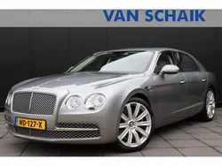 Grau Gebraucht 2016 Bentley Flying Spur Limousine | 60.425 €