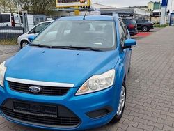 Blau Gebraucht 2009 Ford Focus Style Limousine | 2.400 € (Fairer Preis)