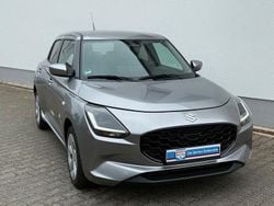 Silber Gebraucht 2025 Suzuki Swift Comfort Limousine | 15.979 € (Fairer Preis)