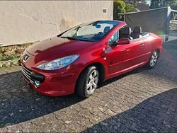 Rot Gebraucht 2008 Peugeot 307 CC Cabrio | 3.400 € (Etwas zu teuer)