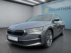 Grau Gebraucht 2024 Skoda Octavia Kombi | 30.549 € (Guter Preis)