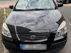 Violet Gebraucht 2009 Kia Rio 2 Kleinwagen | 2.000 €
