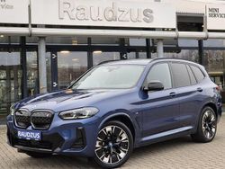 Phytonicblau metallic Gebraucht 2024 BMW iX3 Impressive SUV | 51.900 € (Fairer Preis)