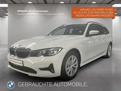 Weiß Gebraucht 2021 BMW 330e Advantage Kombi | 22.830 € (Guter Preis)