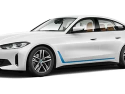 Weiß Gebraucht 2023 BMW i4 Shadowline Limousine | 41.024 € (Etwas zu teuer)