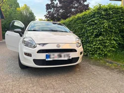 Weiß Gebraucht 2014 Fiat Punto Young Kleinwagen | 4.000 € (Teuer)