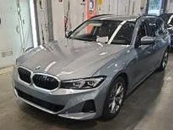 Grau Gebraucht 2022 BMW 318 Shadowline Limousine | 26.299 € (Guter Preis)