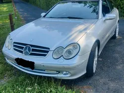 Silber Gebraucht 2003 Mercedes CLK500 Cabrio | 11.900 €