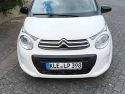 Weiß Gebraucht 2015 Citroën C1 PureTech Kleinwagen | 7.099 € (Fairer Preis)