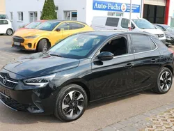 Schwarz Gebraucht 2022 Opel Corsa-e Elegance Kleinwagen | 15.500 € (Guter Preis)