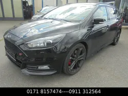 Schwarz Gebraucht 2016 Ford Focus ST Limousine | 12.950 € (Guter Preis)