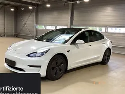 Weiß Gebraucht 2021 Tesla Model 3 RWD Limousine | 25.500 € (Fairer Preis)